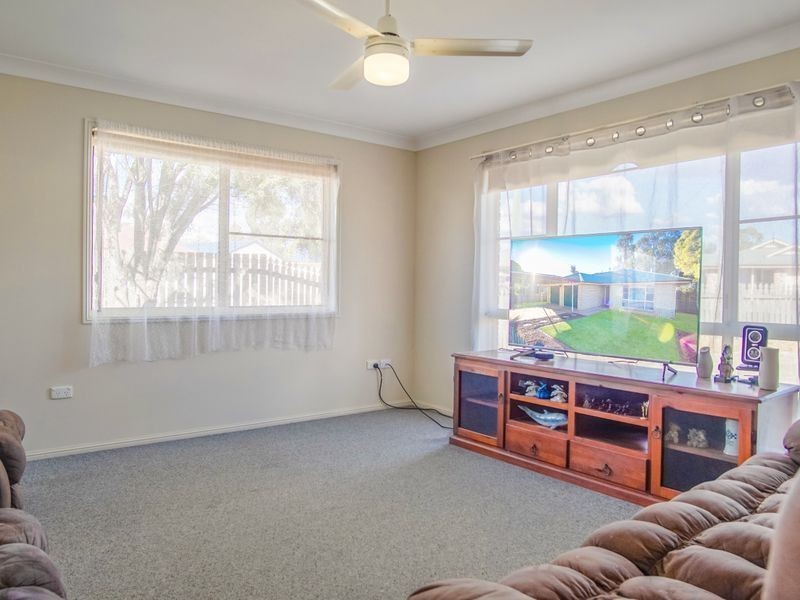 26 Shannon Court, Oakey QLD 4401