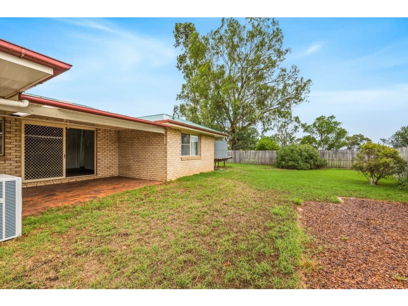 26 Shannon Court, Oakey QLD 4401