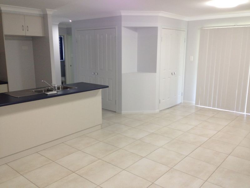 5 Esmond Street, Rockville QLD 4350