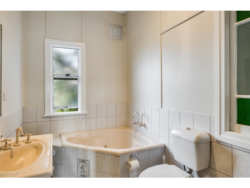 174 North Street, North Toowoomba QLD 4350