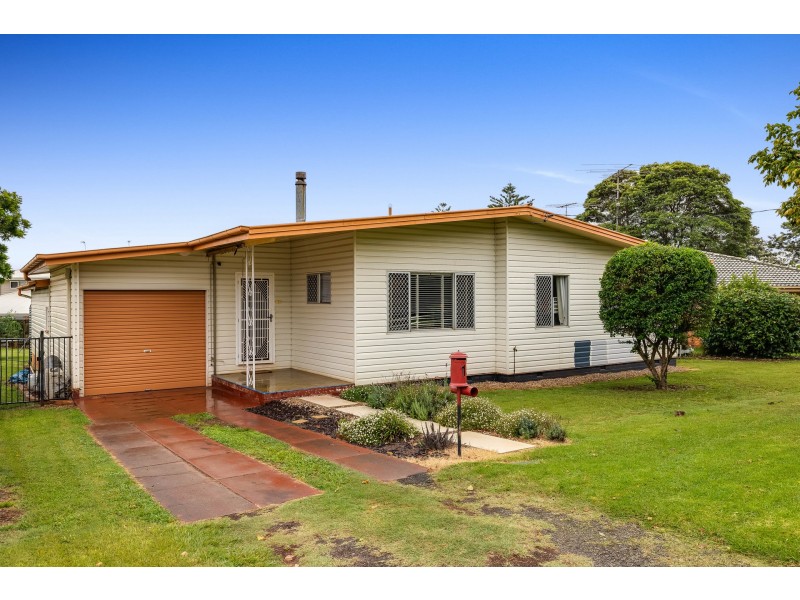 1 Harris Street, Harristown QLD 4350