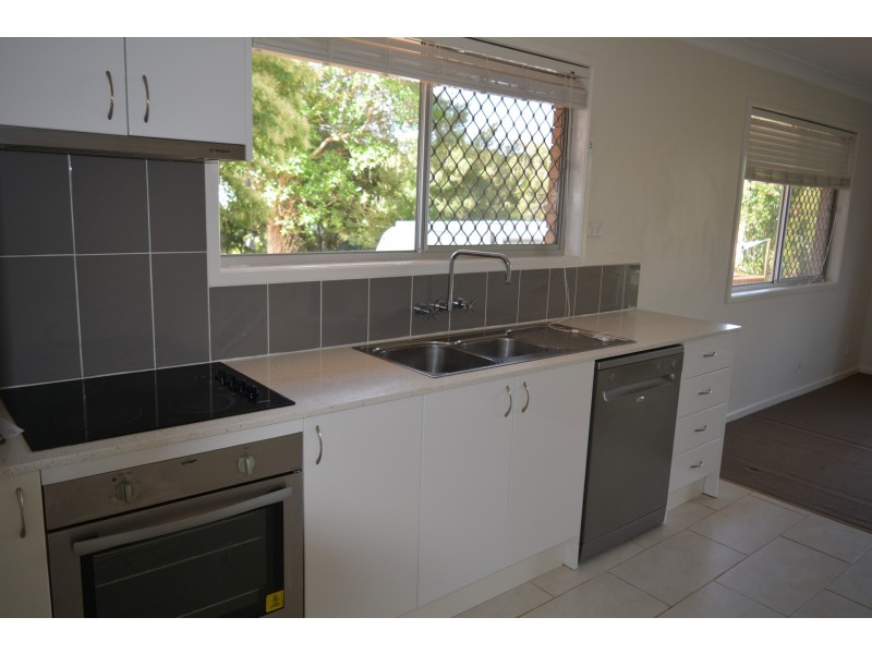 3/298 MacKenzie Street, Rangeville QLD 4350