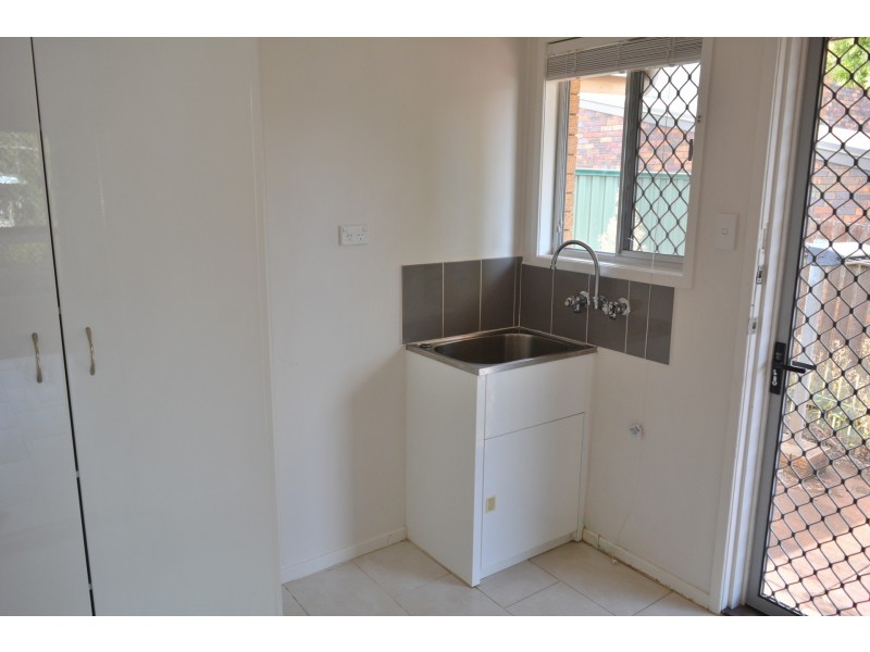 3/298 MacKenzie Street, Rangeville QLD 4350