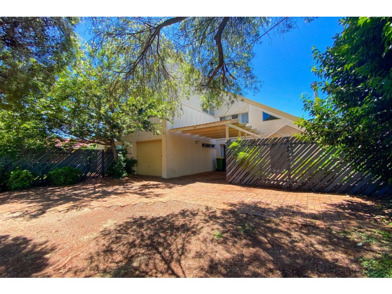 2/74 Platz Street, Darling Heights QLD 4350