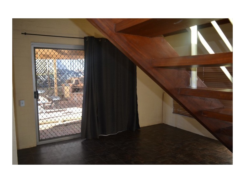 2/74 Platz Street, Darling Heights QLD 4350