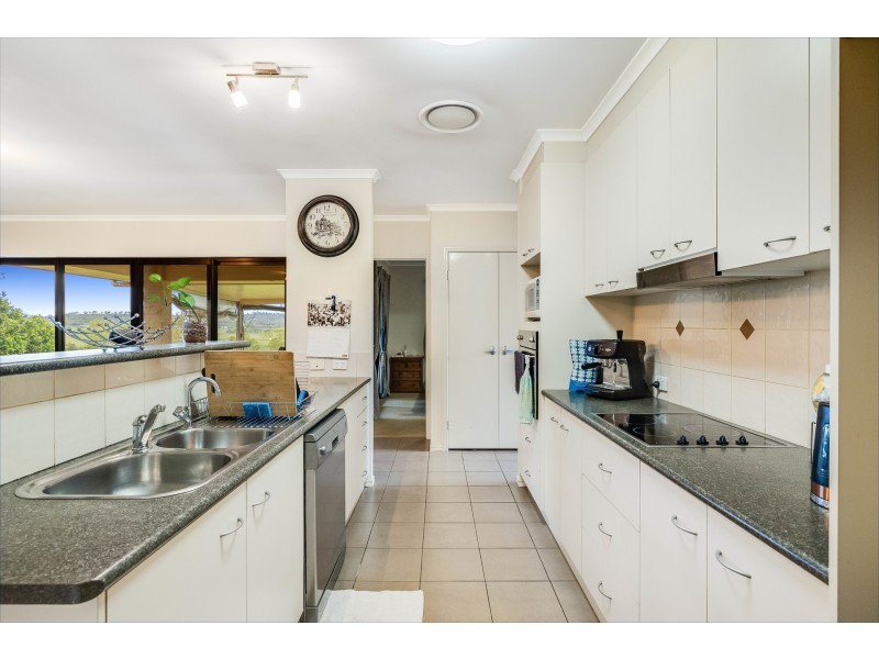 6 Junction Drive, Gowrie Junction QLD 4352