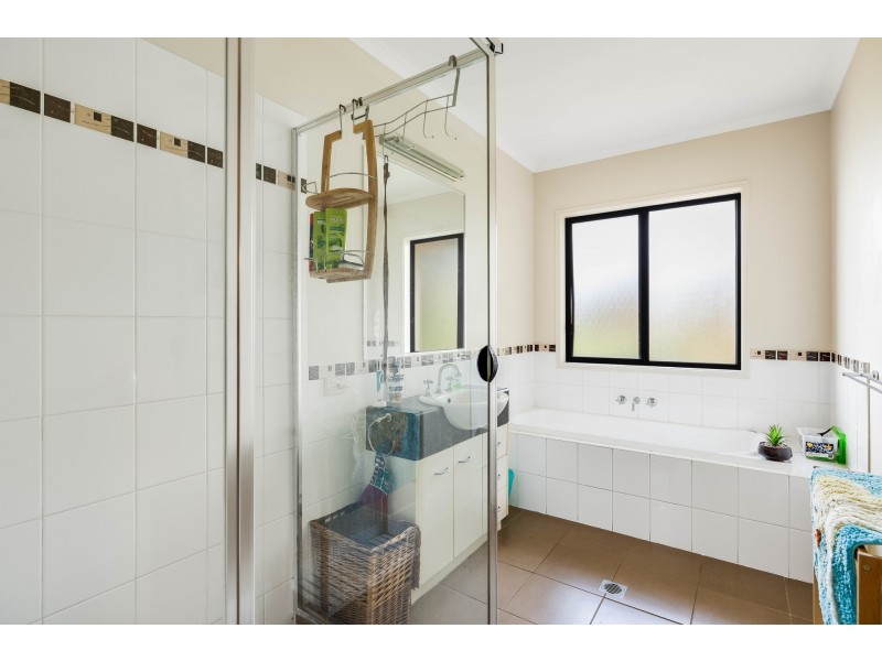 6 Junction Drive, Gowrie Junction QLD 4352