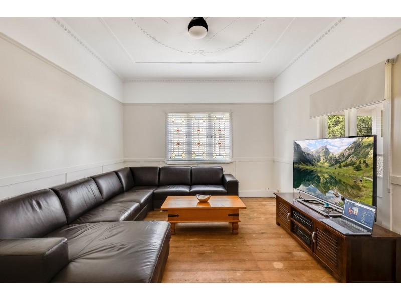 239 Hume Street, South Toowoomba QLD 4350