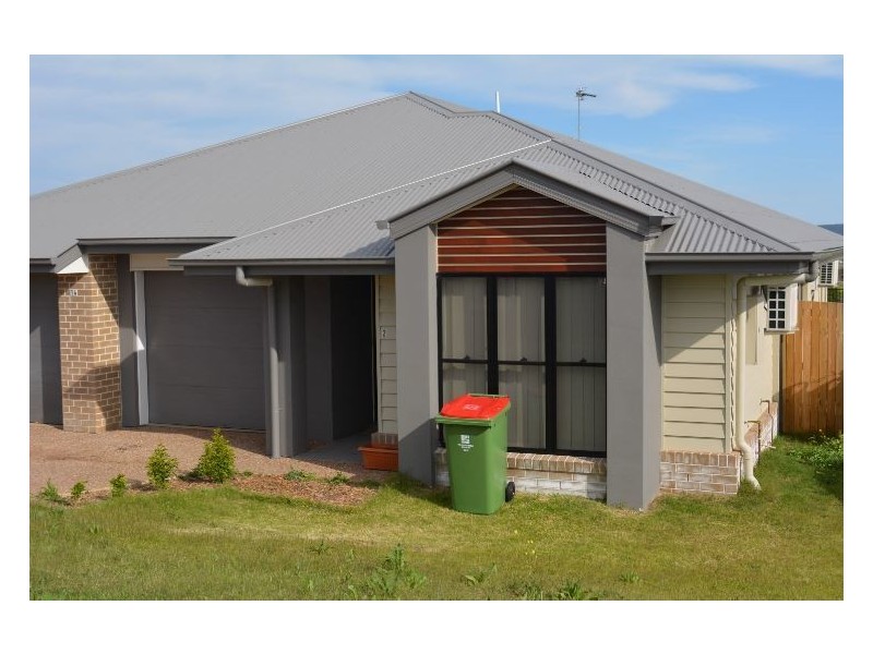 2/14 Kensei Street, Wyreema QLD 4352