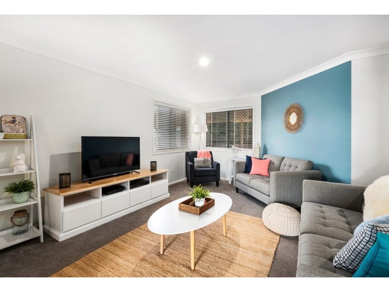 6 Mengel Court, Middle Ridge QLD 4350