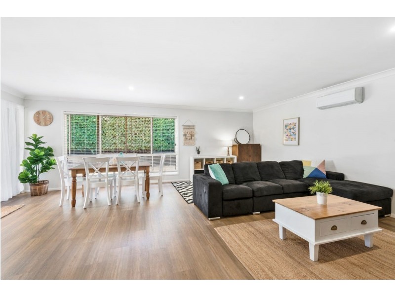 6 Mengel Court, Middle Ridge QLD 4350