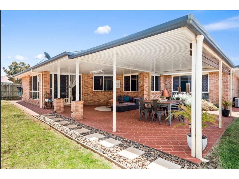 6 Mengel Court, Middle Ridge QLD 4350