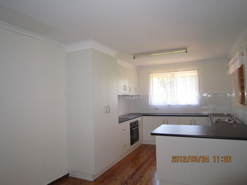 31 Cleary Street, Centenary Heights QLD 4350