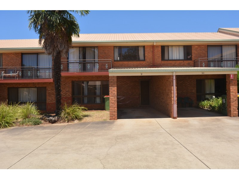 9/367 Margaret Street, Newtown QLD 4350