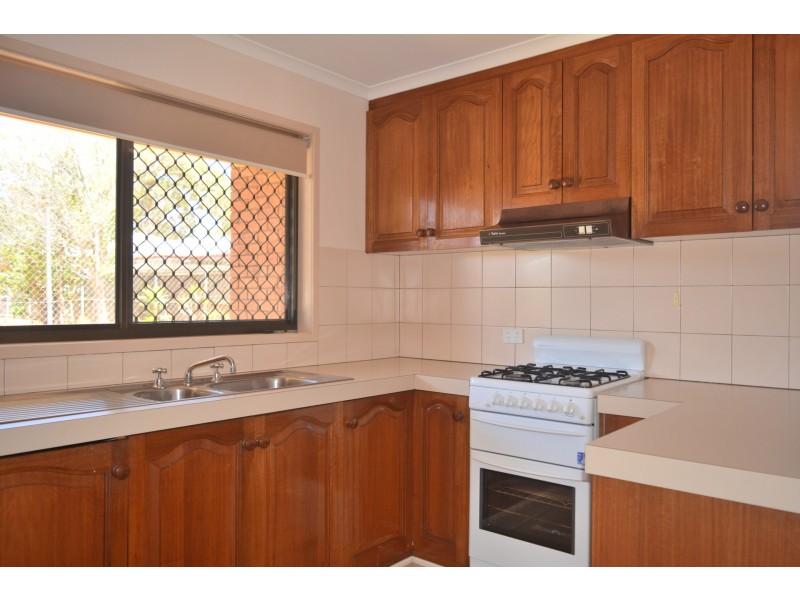 9/367 Margaret Street, Newtown QLD 4350