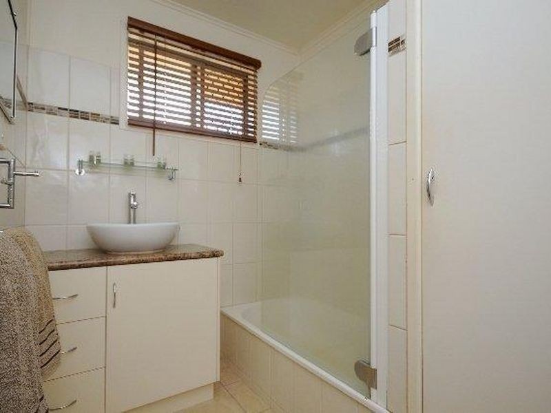 11 Cooper Street, South Toowoomba QLD 4350