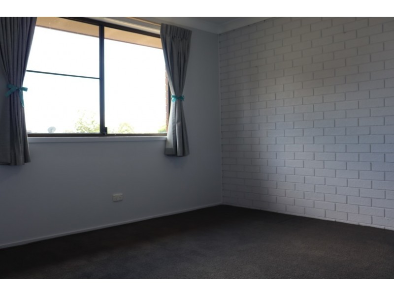 2/5 O’beirne Street, Kearneys Spring QLD 4350