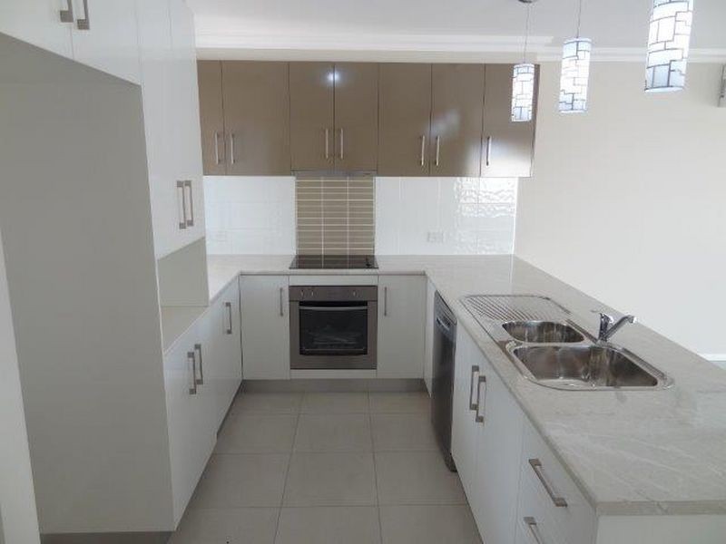 3/2 Beh Street, Harristown QLD 4350