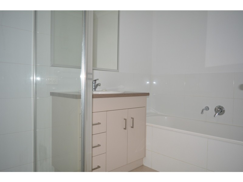 4/51 Gipps Street, Drayton QLD 4350