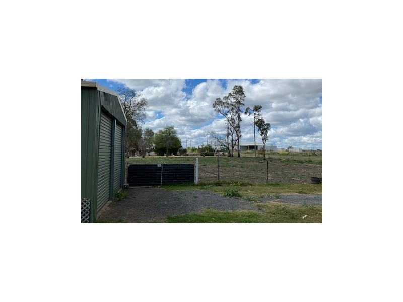 16 Margaret Street, Clifton QLD 4361