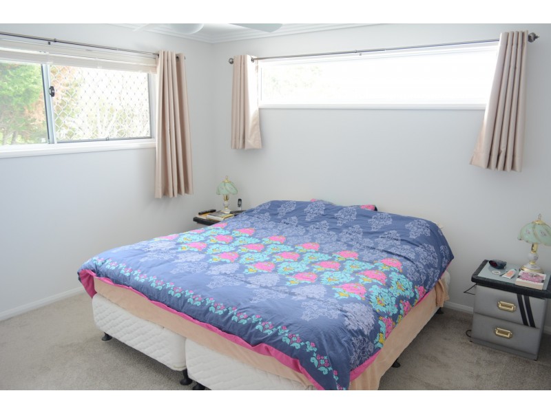 2/15 Henry Street, Mount Lofty QLD 4350