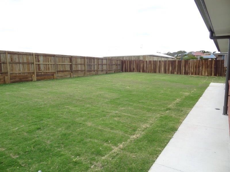 5 McIntosh Street, Westbrook QLD 4350