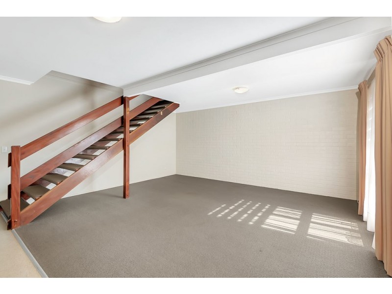 30/6 O’Brien Street, Harlaxton QLD 4350