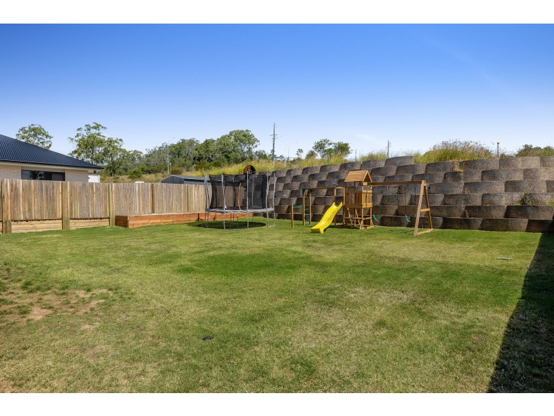 6 Latsky Drive, Cotswold Hills QLD 4350