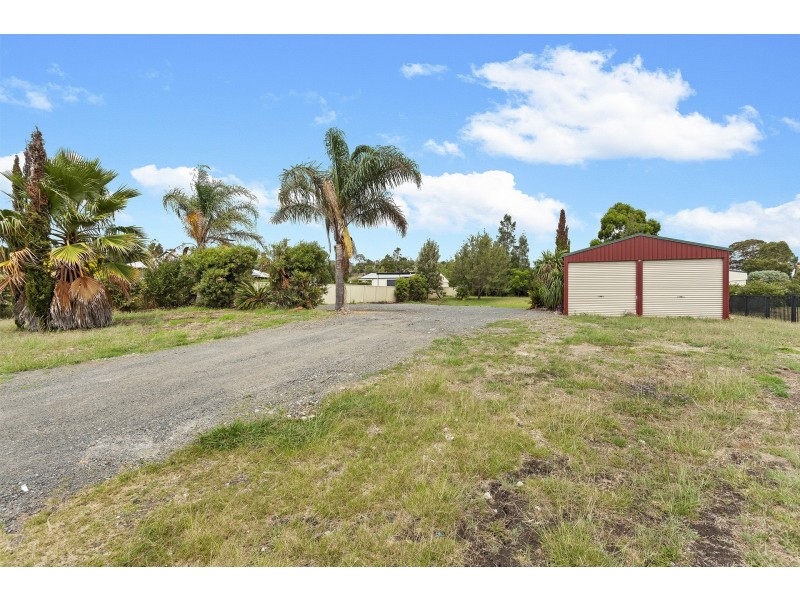 70 Phipps Drive, Meringandan West QLD 4352