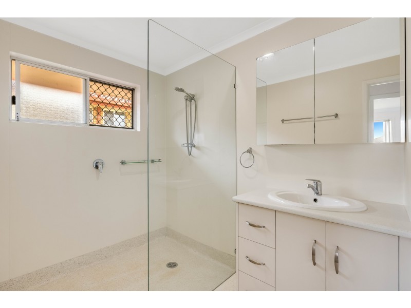 1B Atkinson Street, South Toowoomba QLD 4350