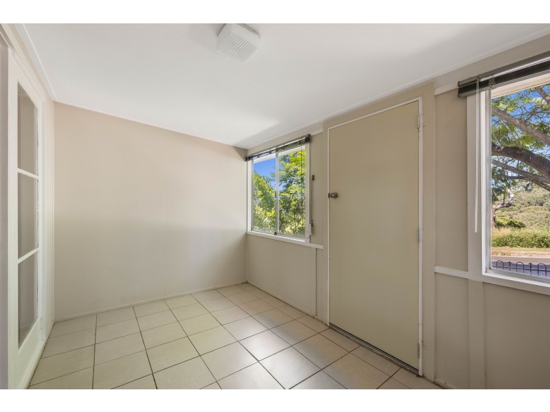 15 Prince Street, Harlaxton QLD 4350