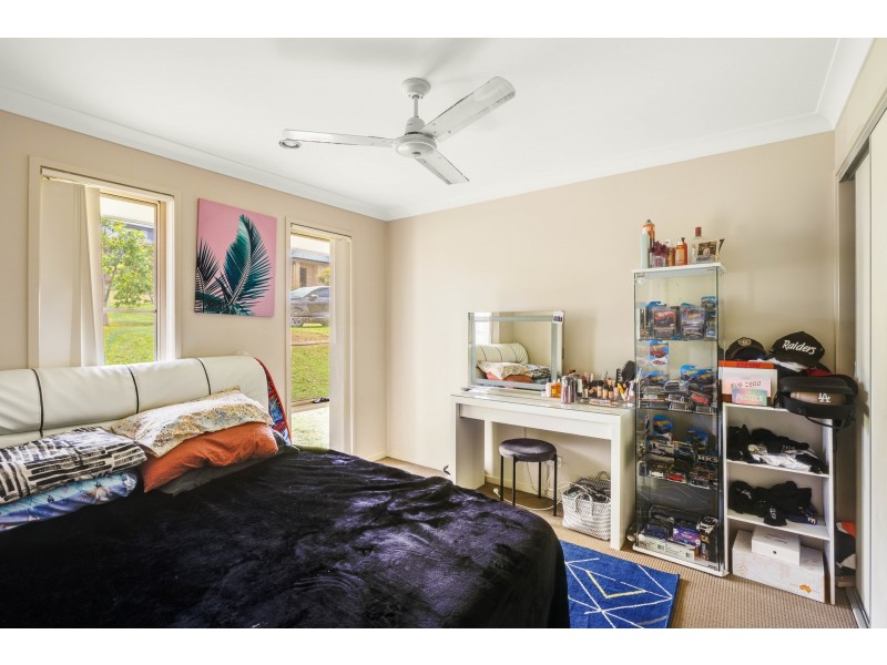 17 Paperbark Drive, Glenvale QLD 4350