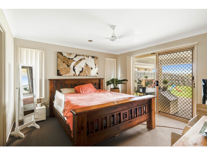 17 Paperbark Drive, Glenvale QLD 4350