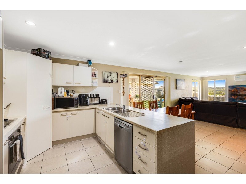 17 Paperbark Drive, Glenvale QLD 4350