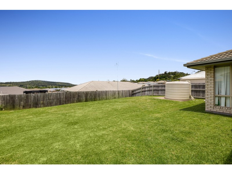 17 Paperbark Drive, Glenvale QLD 4350