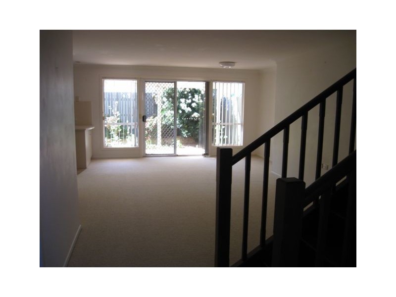 4/8 Bruce Street, East Toowoomba QLD 4350