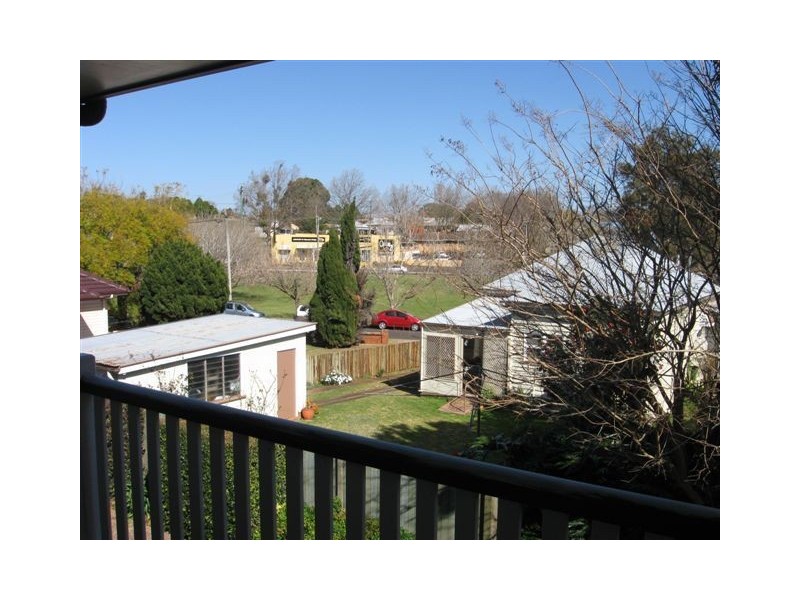 4/8 Bruce Street, East Toowoomba QLD 4350