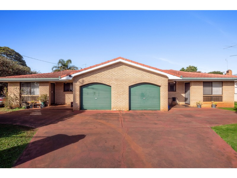 2A Burton Street, Harristown QLD 4350