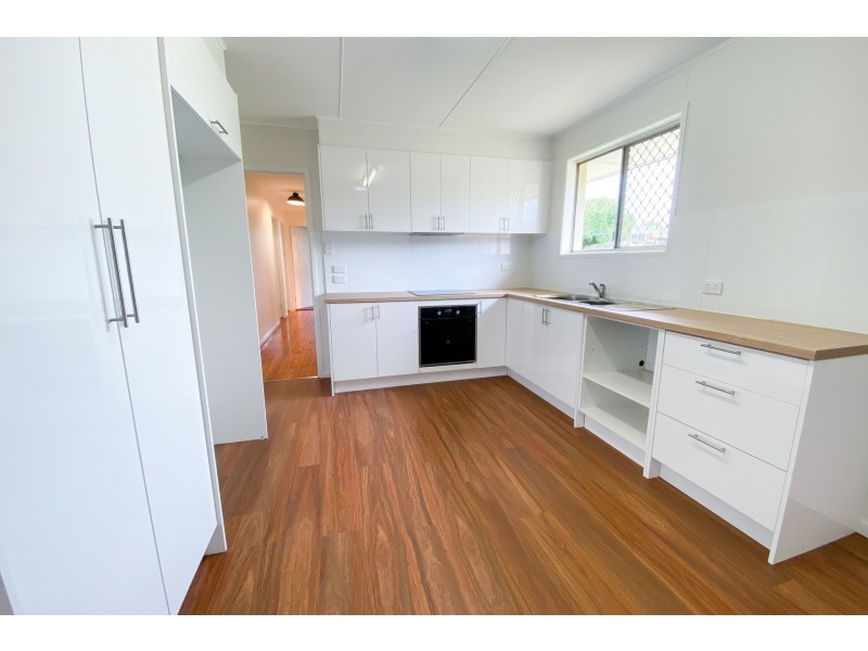 25 Smithfield Street, Harristown QLD 4350