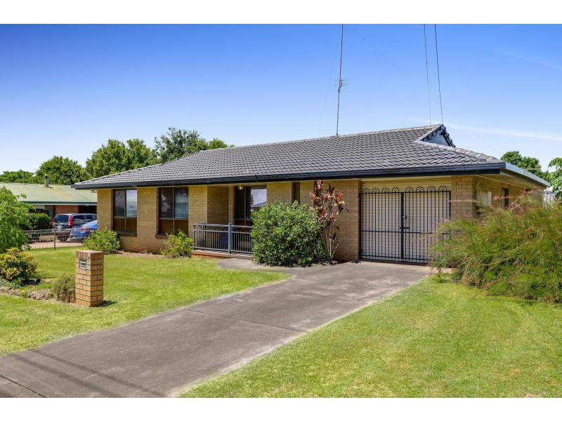 552 Greenwattle Street, Newtown QLD 4350