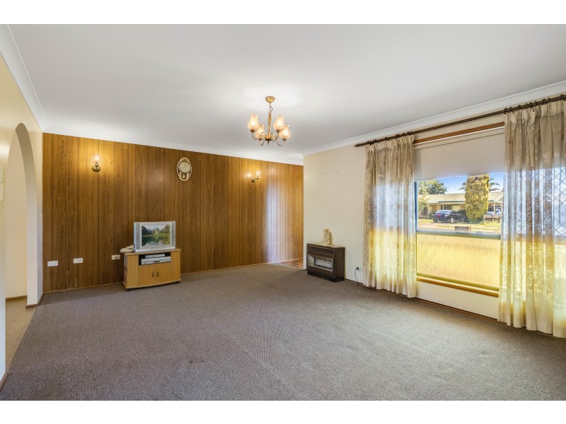 552 Greenwattle Street, Newtown QLD 4350