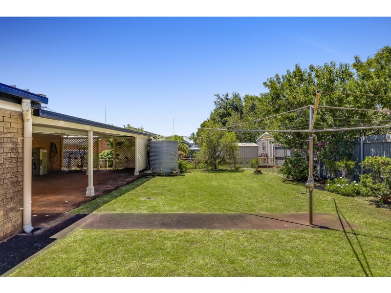 552 Greenwattle Street, Newtown QLD 4350