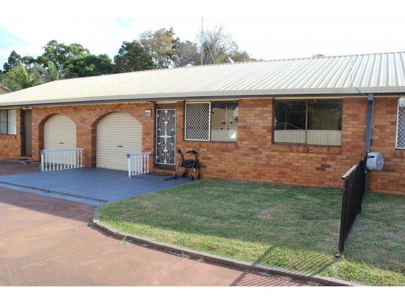 3/4a Cathro Street, Rockville QLD 4350