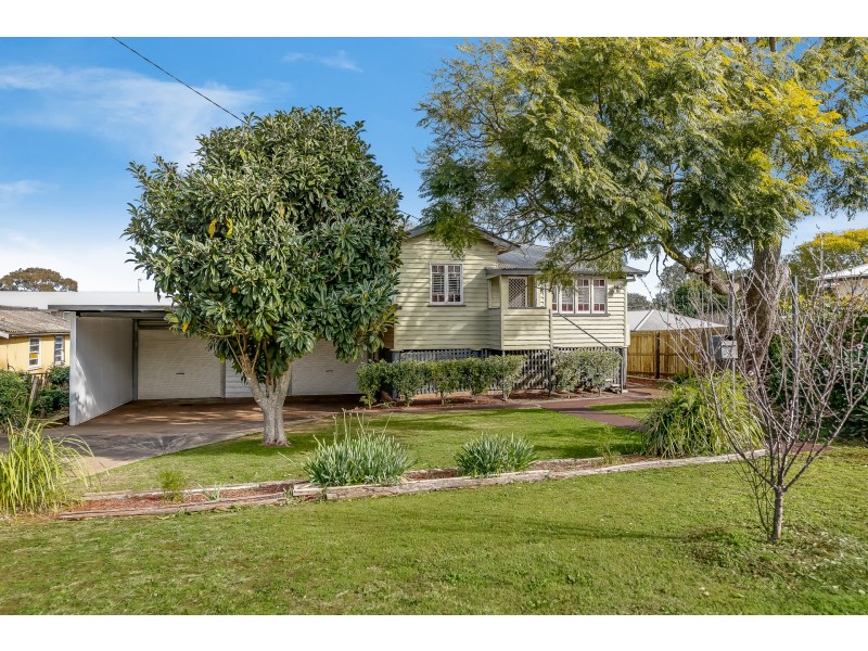 31 Mcintyre Street, Centenary Heights QLD 4350