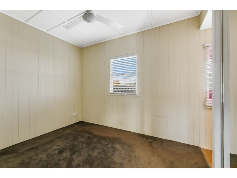 31 Mcintyre Street, Centenary Heights QLD 4350