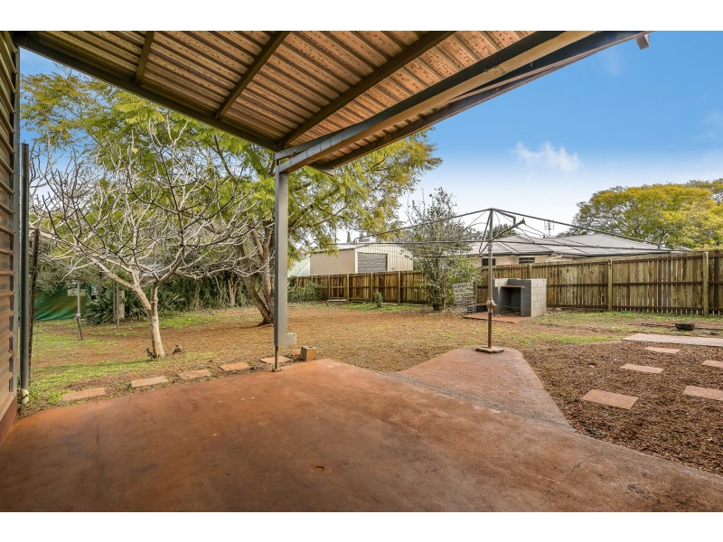 31 Mcintyre Street, Centenary Heights QLD 4350