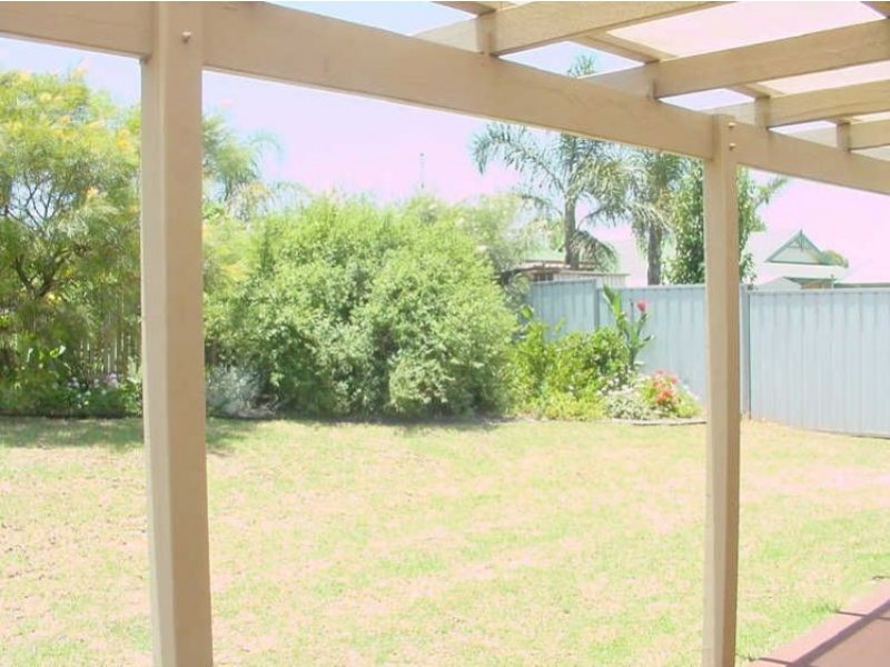14 Lacebark Court, Glenvale QLD 4350