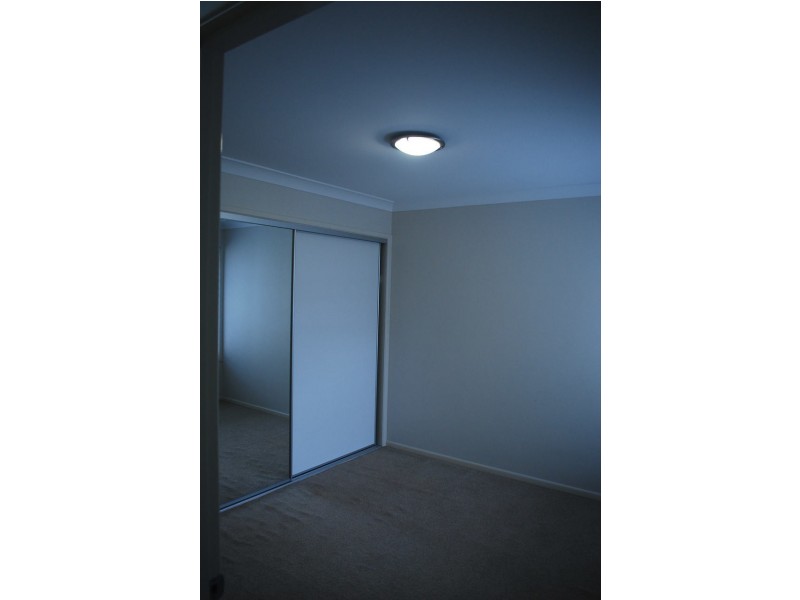 2/14 Sunning Street, Kearneys Spring QLD 4350