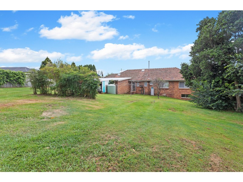 12 Perth Street, Rangeville QLD 4350