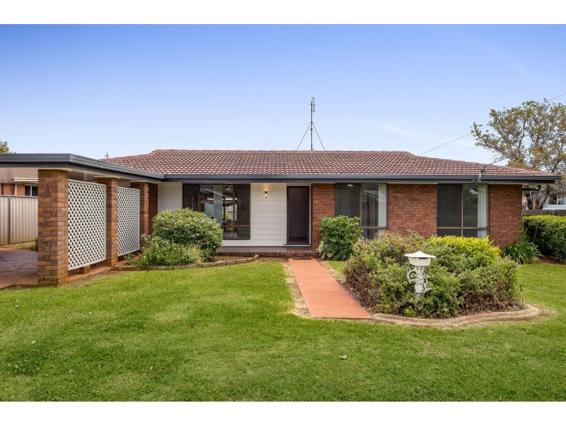 3 Nandi Court, Newtown QLD 4350